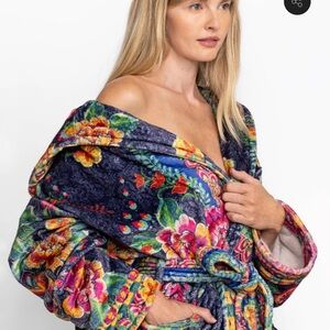 NEW - 💖 Johnny Was Luxury Cozy Sherpa Robe !